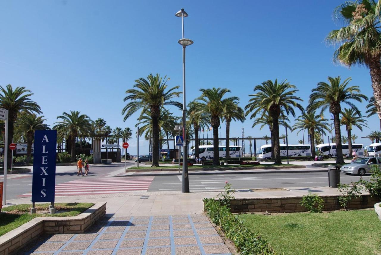 Uhc Alexis Family Apartments Salou Extérieur photo